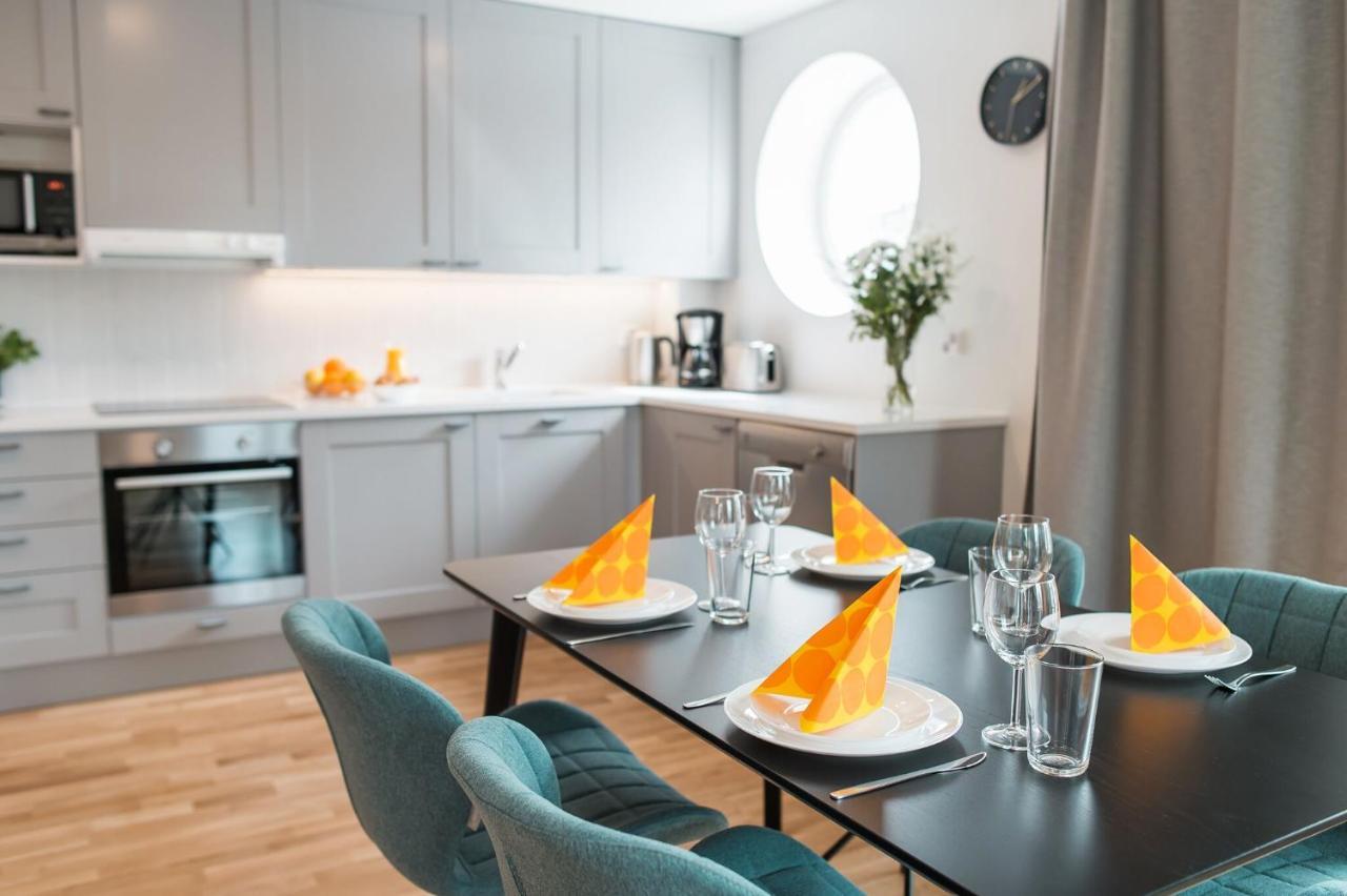Forenom Serviced Apartments Helsinki Toeoeloe Экстерьер фото